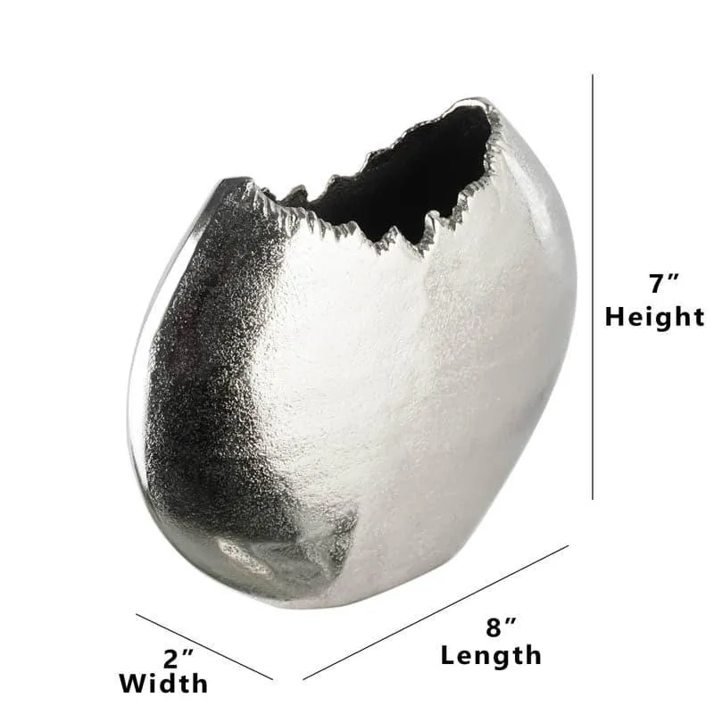 Silver Hilta Vase media 5