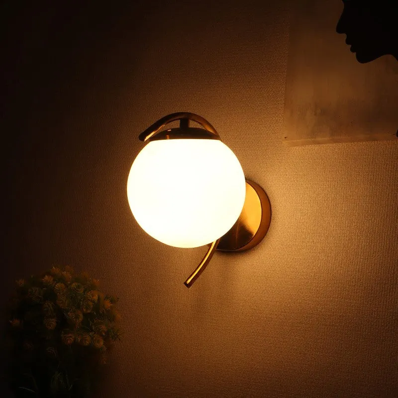 Thessara Iron Wall Lamp media 4