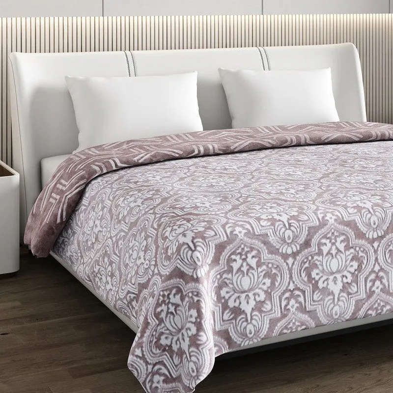 Monte Carlo Crimson Dreamscape Blanket (Brown) - 800 GSM media 5