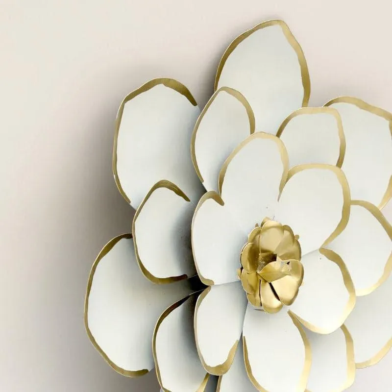 Daisy Bloom Metal Wall Accent- White media 4