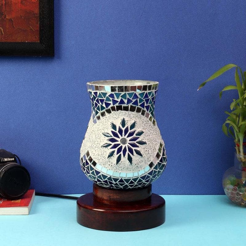 Big Star Mosaic Glass Table Lamp - Multicolor media 3