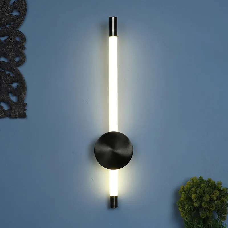 Niron Iron Wall Lamp media 4