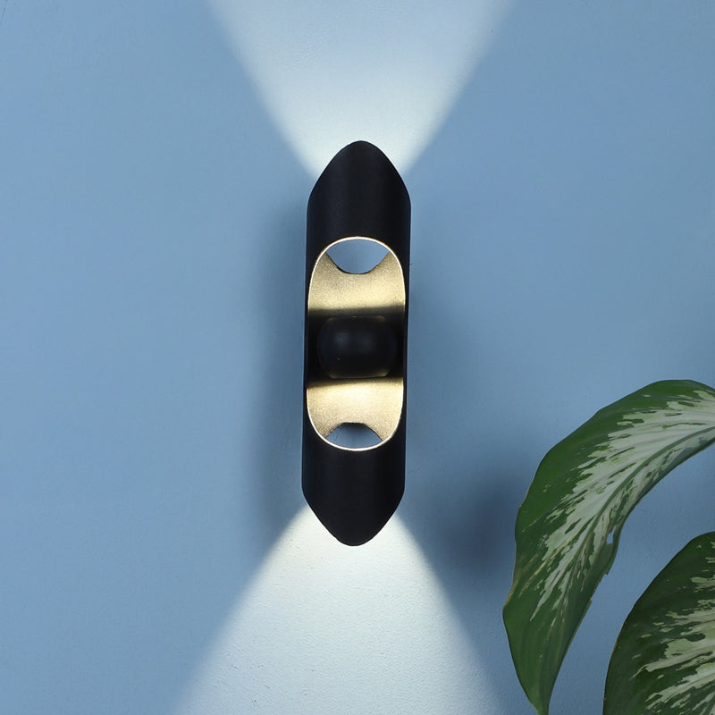 Vinetka Aluminium Wall Lamp