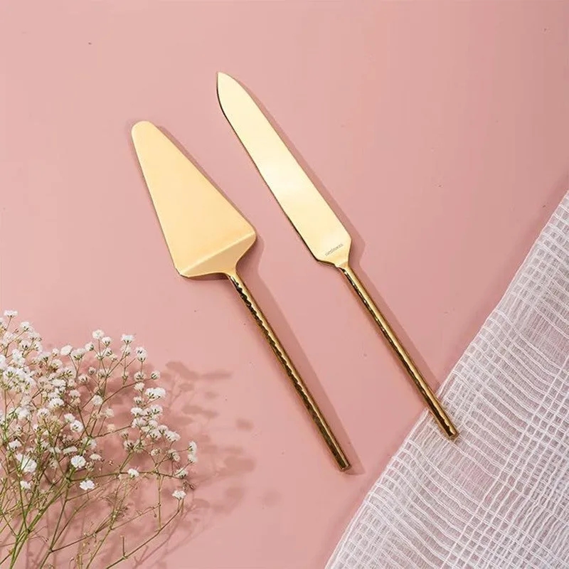 Ender Cake Server - Set Of Two media 1
