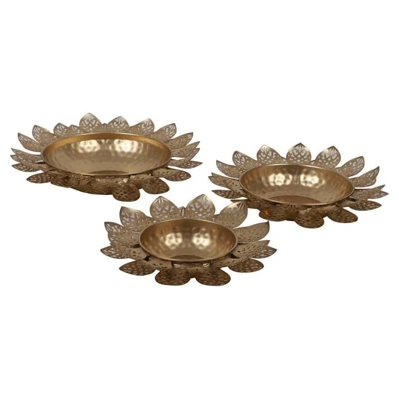 Vadanya Flora Urli - Set Of Three media 3
