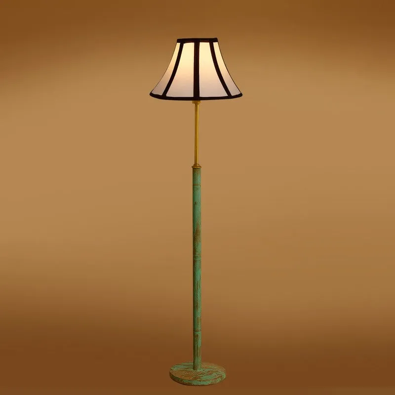 Meadow Bloom Floor Lamp media 7