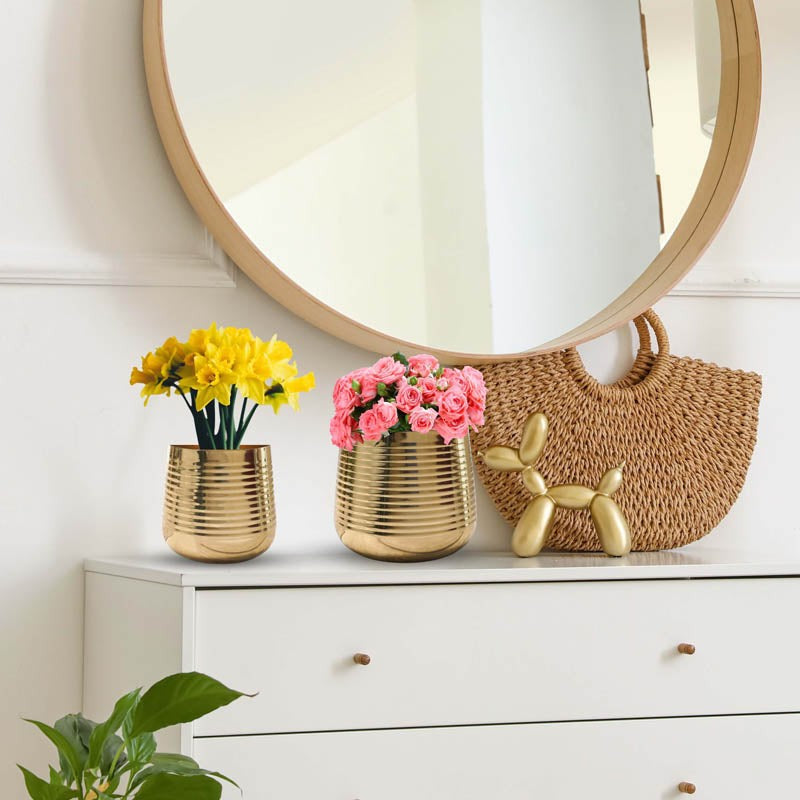 Auric Metal Gold Ribbed Planter - Set of 2 media 6
