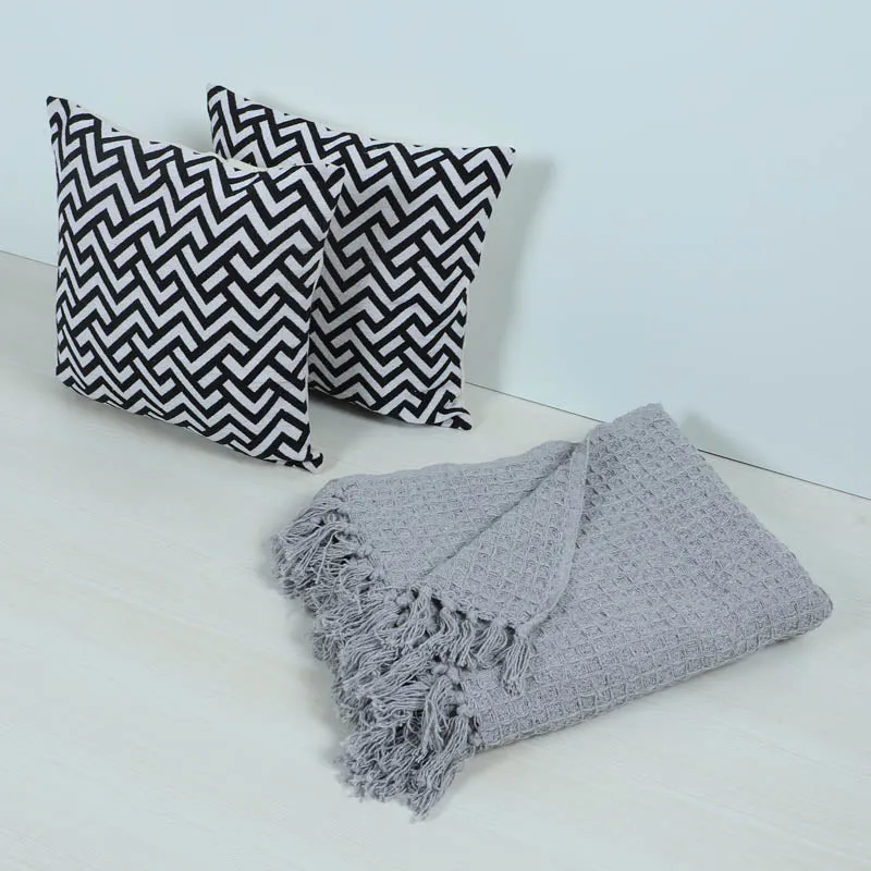 Cirra Cotton Throw & Cushion - Three Piece Set media 3
