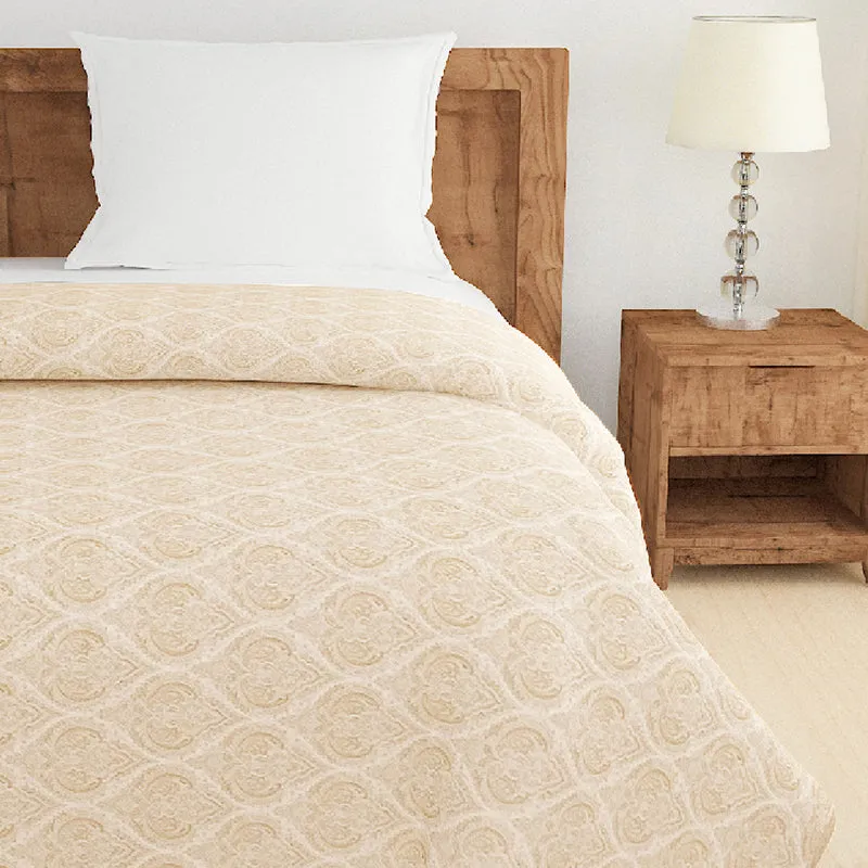 Swayam Vrita Cotton Comforter - 150 GSM media 4
