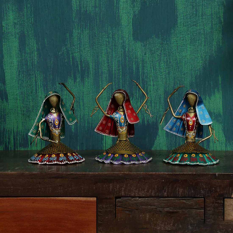 Dancing Ladies Ethnic Showpiece - Set Of Three