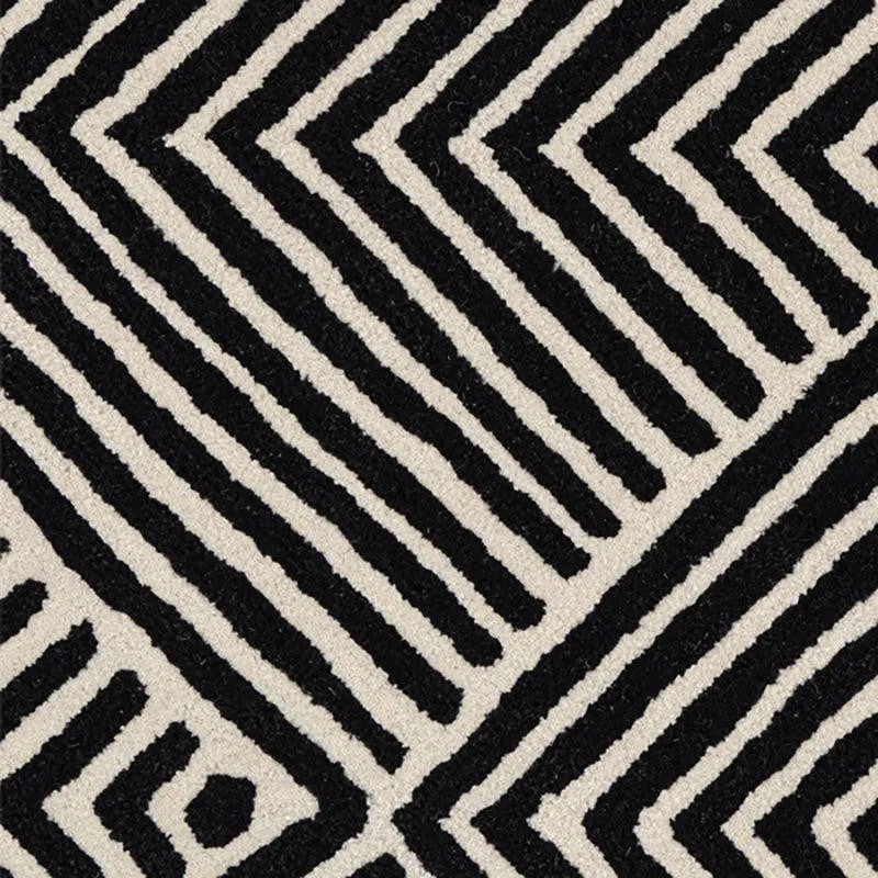 Medon Hand Tufted Geometric Wool & Nylon Carpet - Black media 4