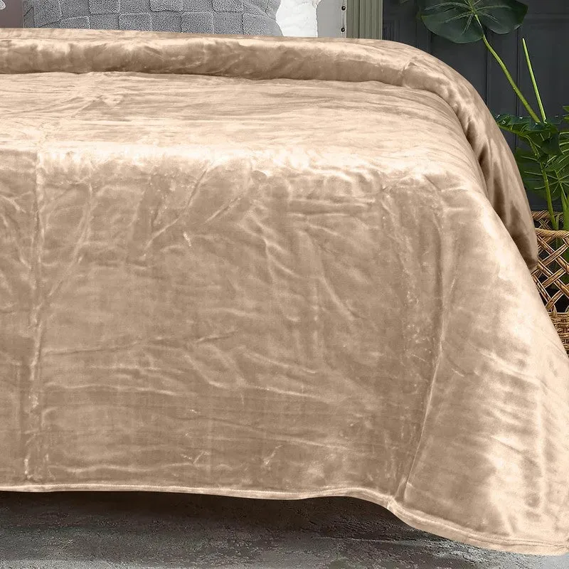 Sarva Polyester Solid Blanket - Beige media 3