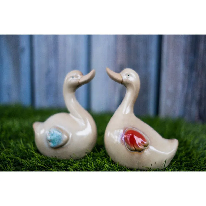 Duck Couple Showpiece media 5