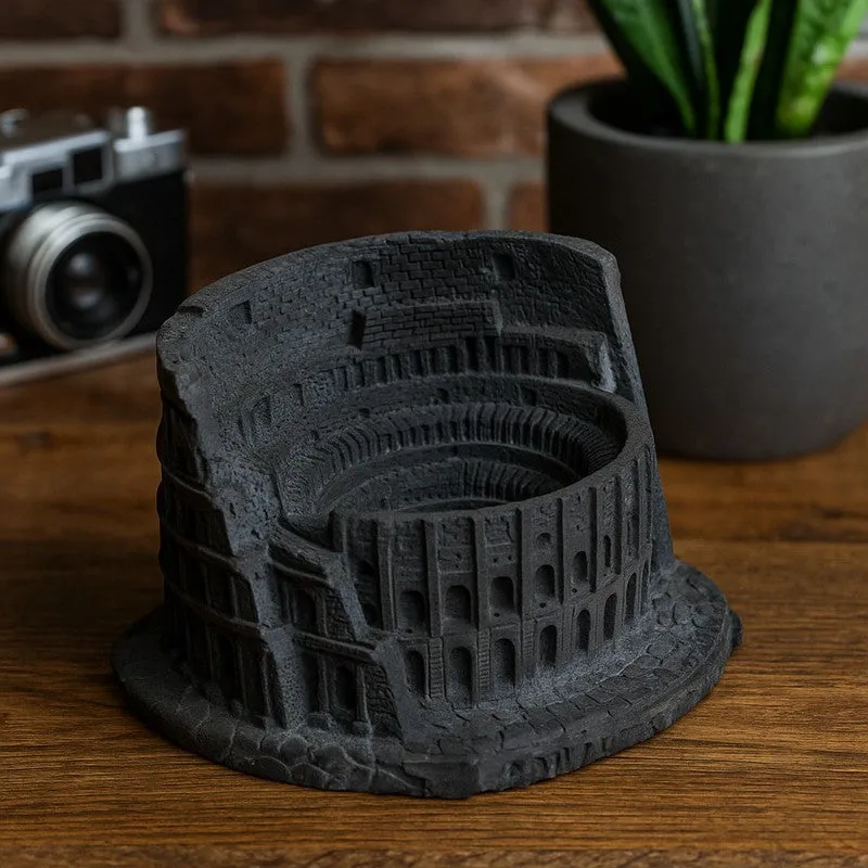Colosseum Ash Tray - Black media 1