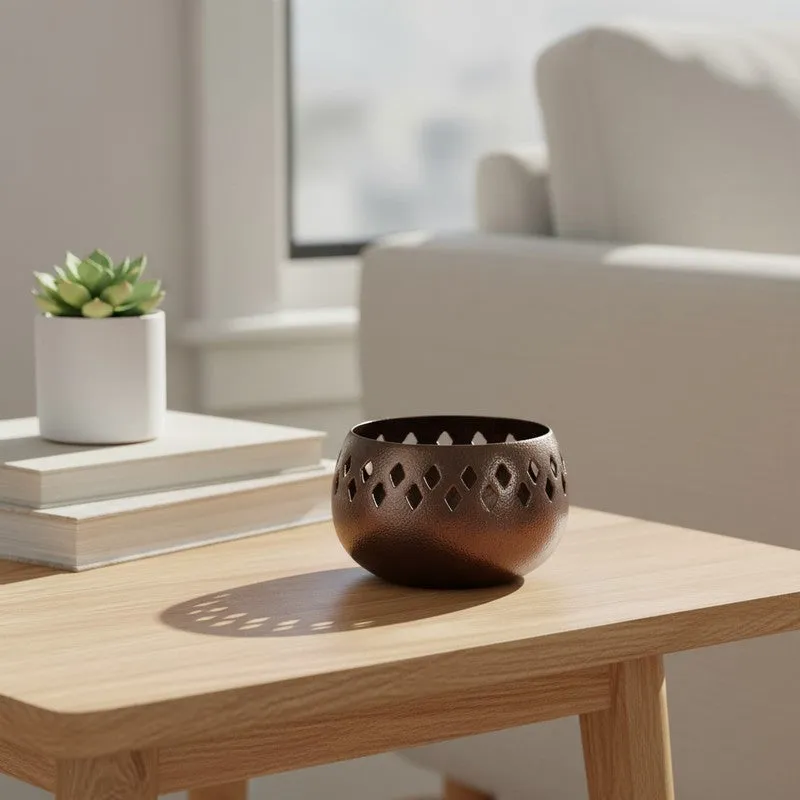 Opulent Glow Tealight Holder media 3