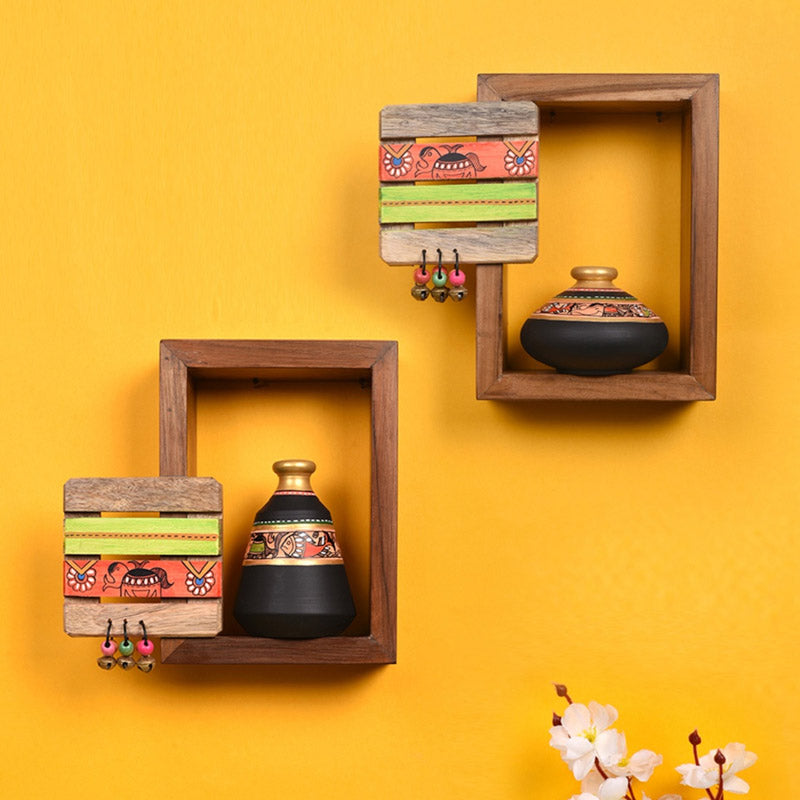 Wood · Terracotta