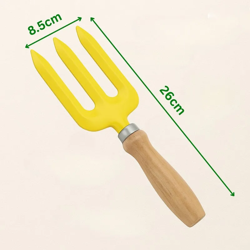 Gardenix Iron Planting Scoop - Yellow media 9