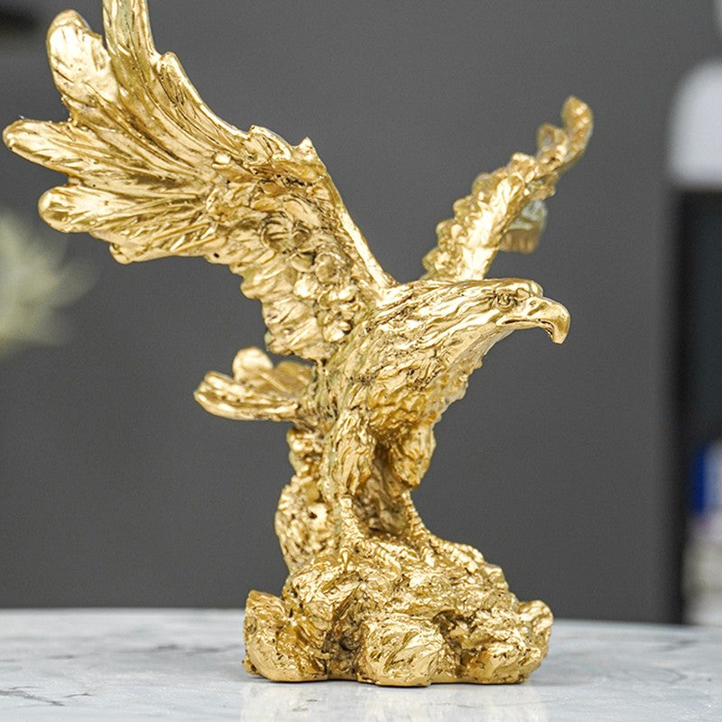 Skyward Majesty Eagle Showpiece - Gold media 4