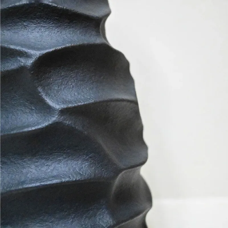 Avenza Sculpted Ceramic Vase - Black media 6