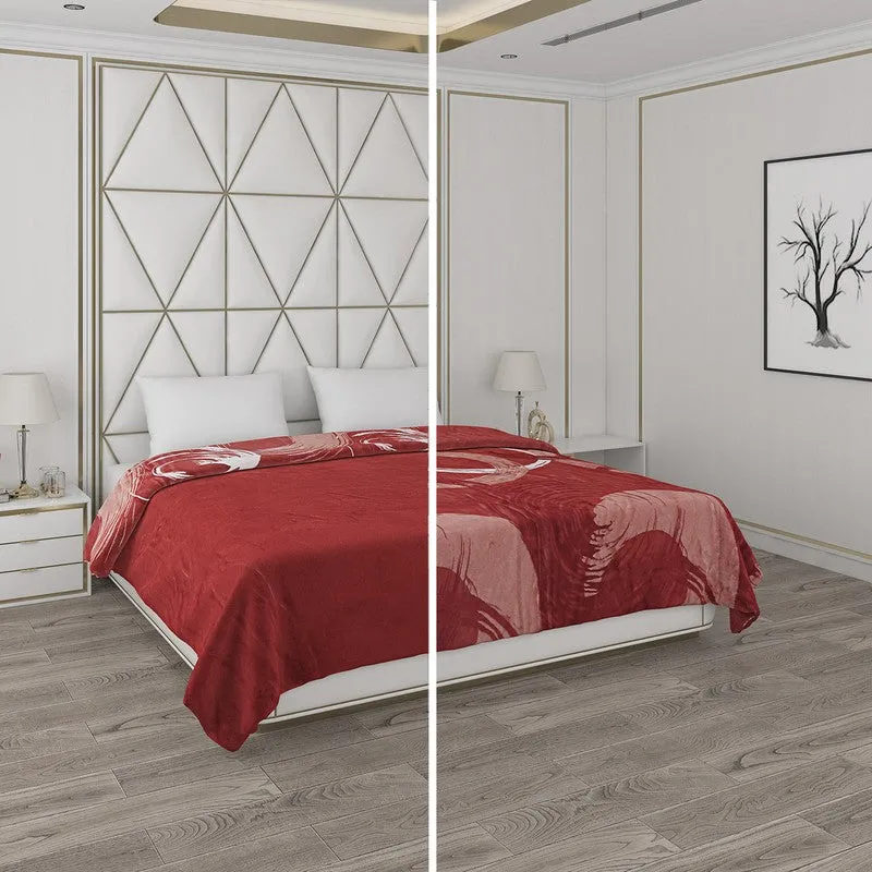 Monte Carlo Crimson Dreamscape Reversible Blanket - 850 GSM media 3