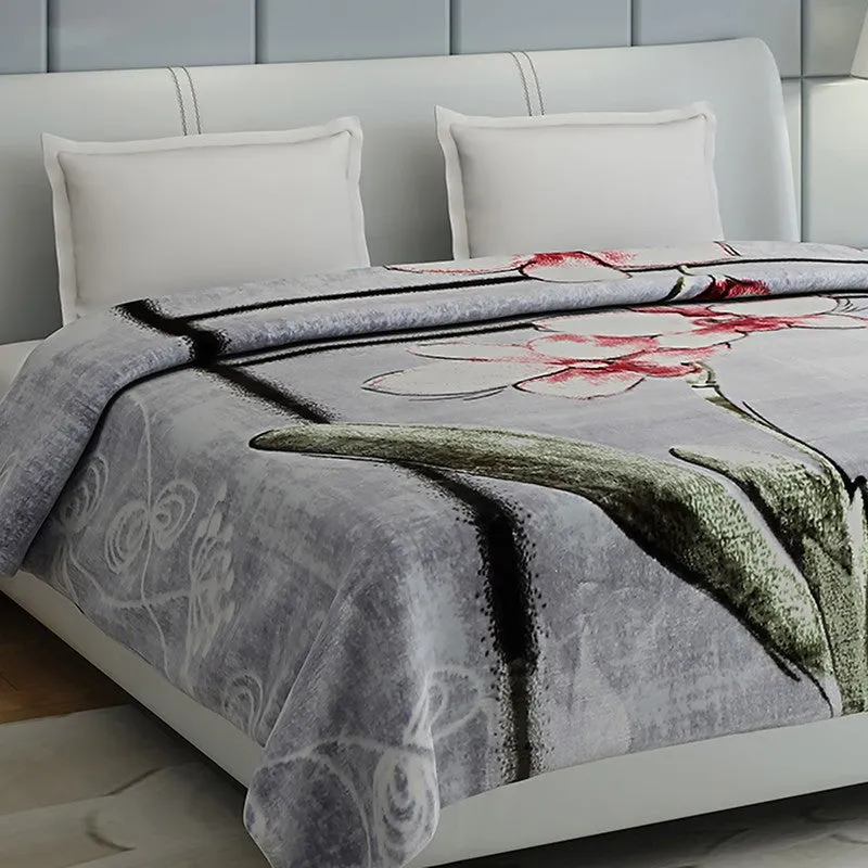 Monte Carlo Floral Serenity Blanket - 947 GSM media 4