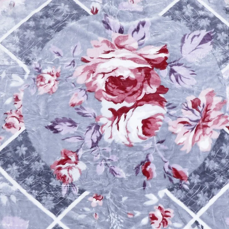 Monte Carlo Floral Dreamscape Blanket - 850 GSM media 7