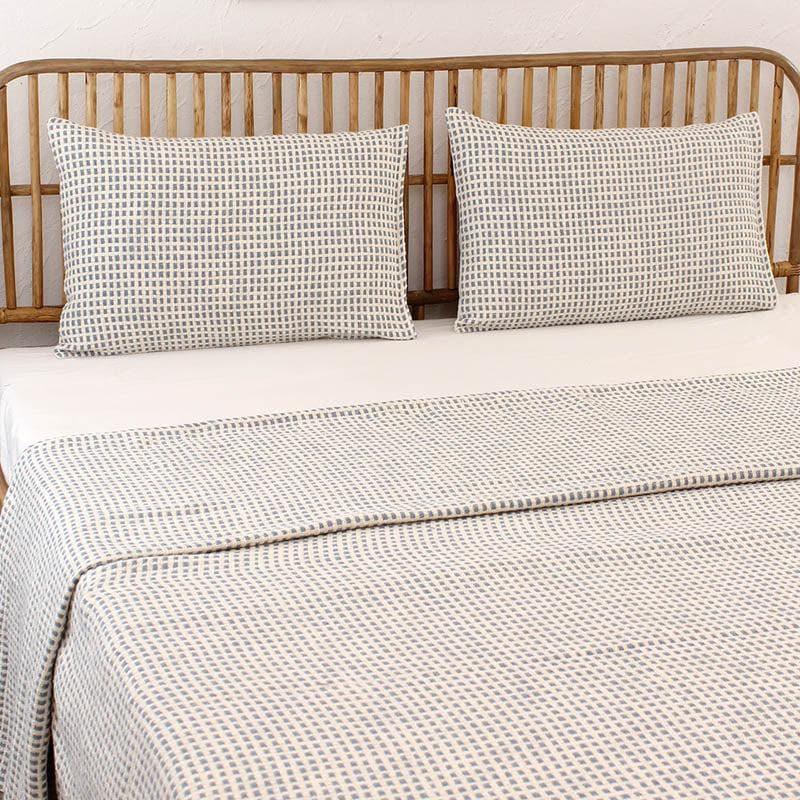 Girnar Bedcover - Dark Blue media 3