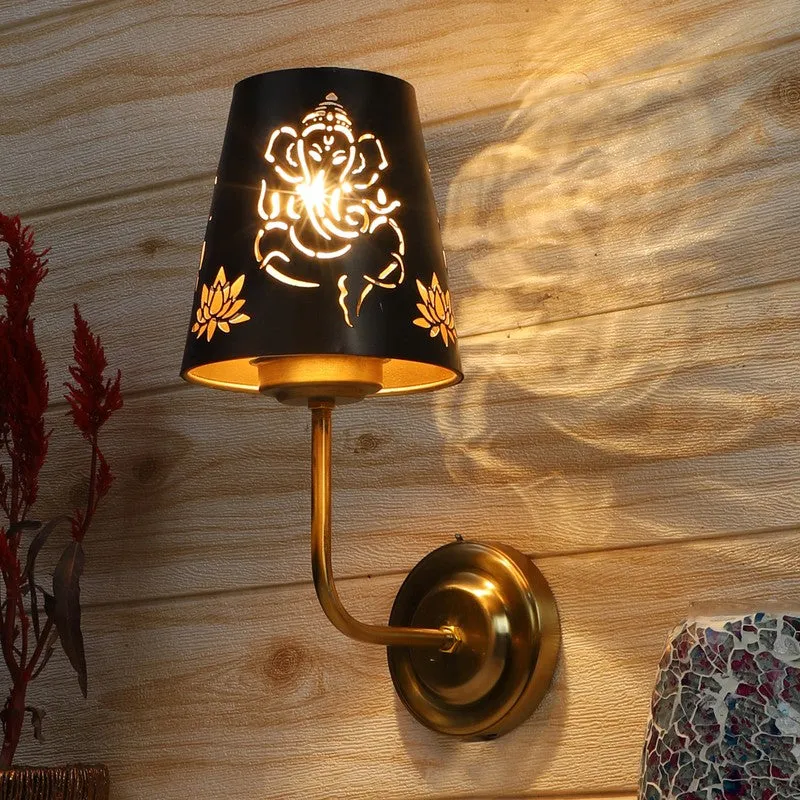 AuraCut Ganesha Metal Wall Lamp media 1