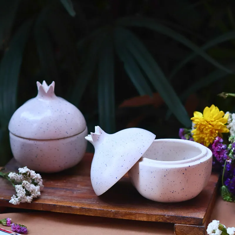 Anar Ceramic Jar (White) - 1150 mL media 4