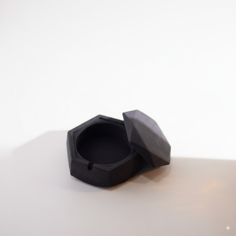 Barca Ash Tray - Black media 4