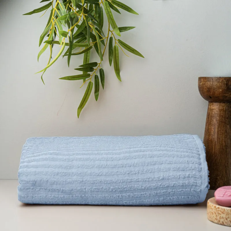Micro Cotton LuxeDry Striped Bath Towel - Blue media 4