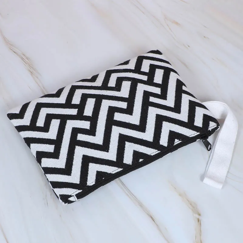 Levra Chevron Cotton Pouch media 5