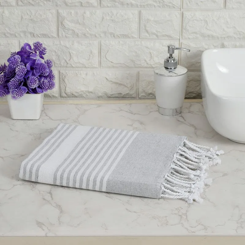 Darsha Bath Towel - Light Grey media 1