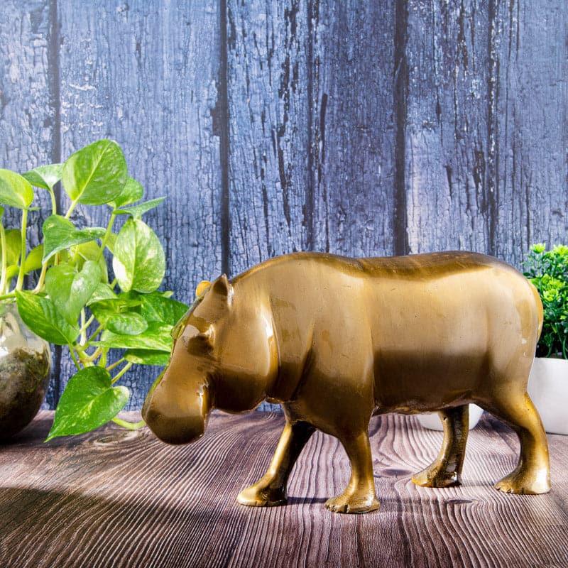 Rhino Deal Showpiece