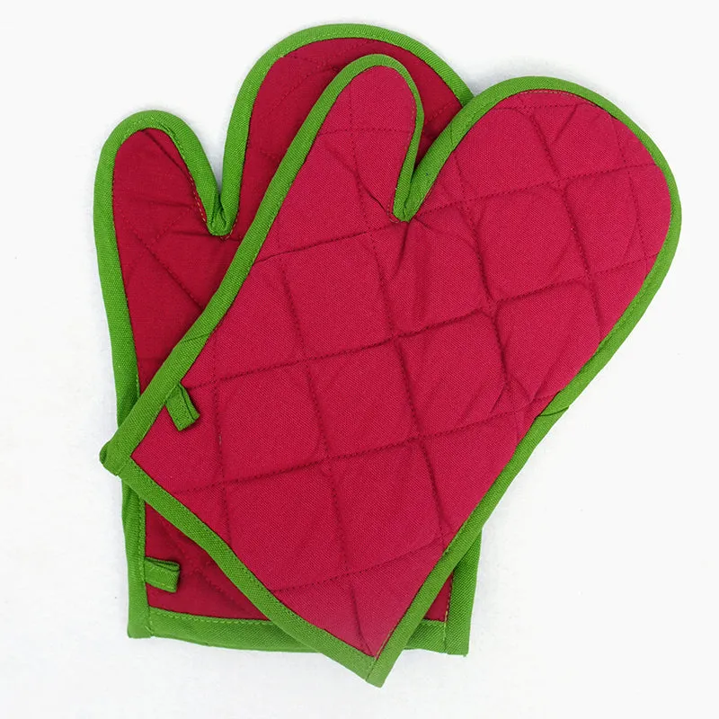 Swayam Teplo Kitchen Gloves (Red & Green) - Set Of Two media 3