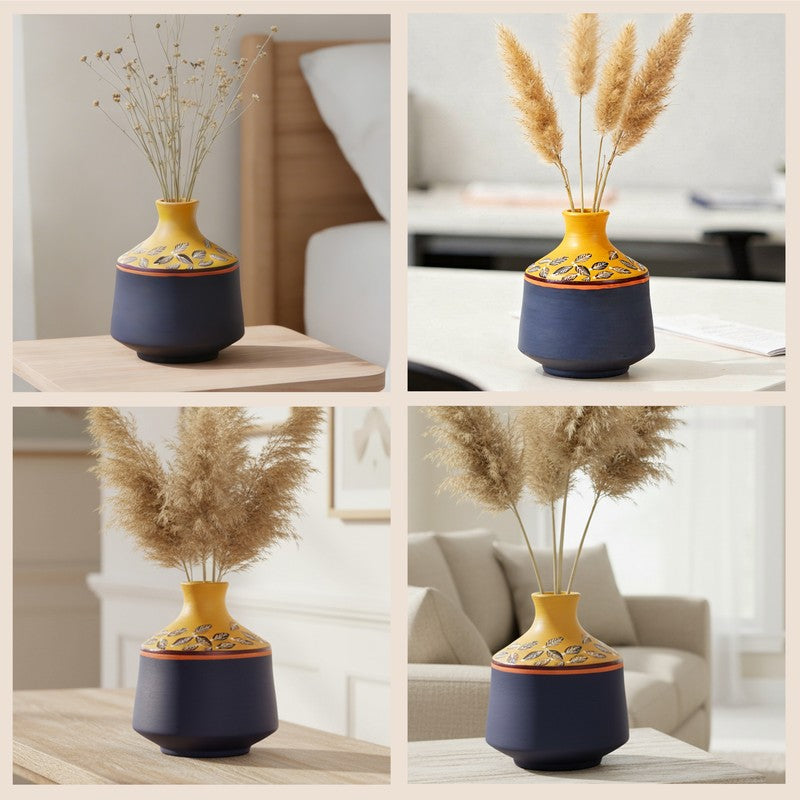 Eeshan Tribal Terracotta Vase media 5