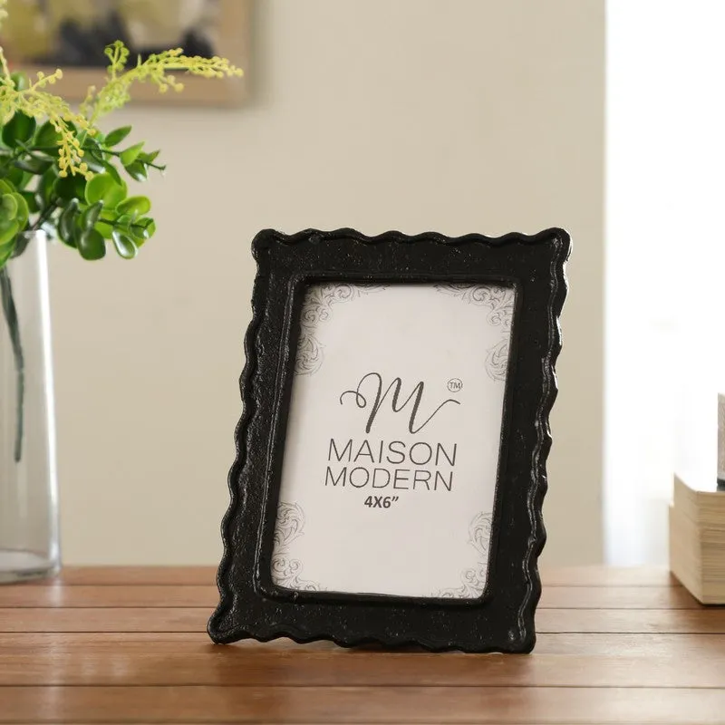 LuxeView Aluminium & Glass Photo Frame - Black media 1