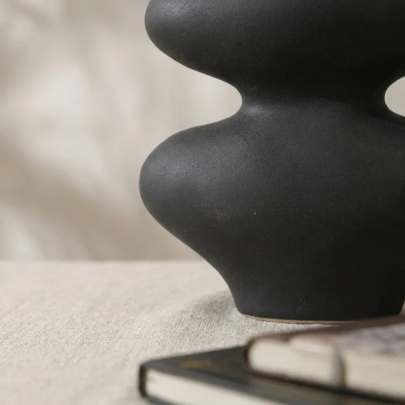 Curio Mezo Vase - Black media 3