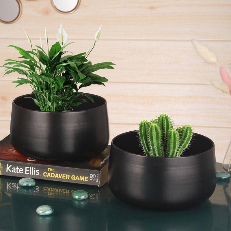 Helena Hue Planter (Black) - Set Of Two media 3