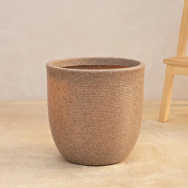 Ugaoo Orbridge Plastic Planter - Brown media 4