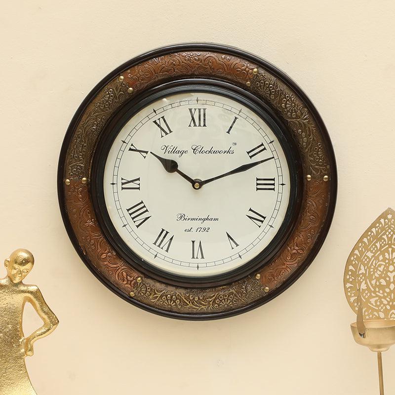 Modera Time Analog Wall Clock