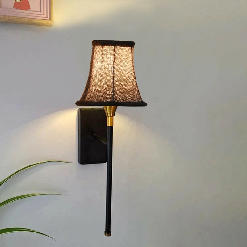 Fendrixa Metal Wall Lamp