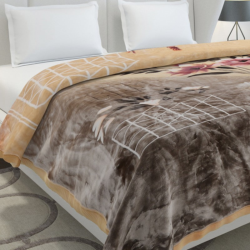 Monte Carlo Whispering Petals Blanket - 1136 GSM media 4