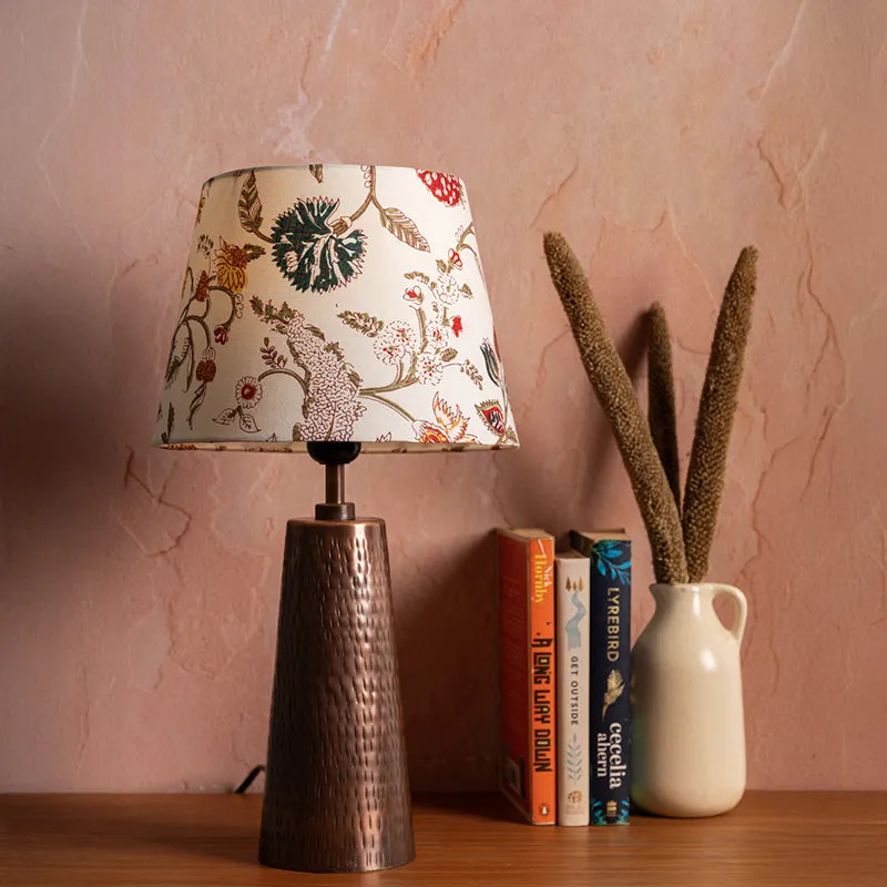 Cuppra Leaf Flora Cotton Table Lamp media 2