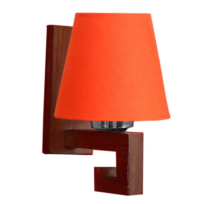 Oranje Conical Wooden Wall Lamp media 5