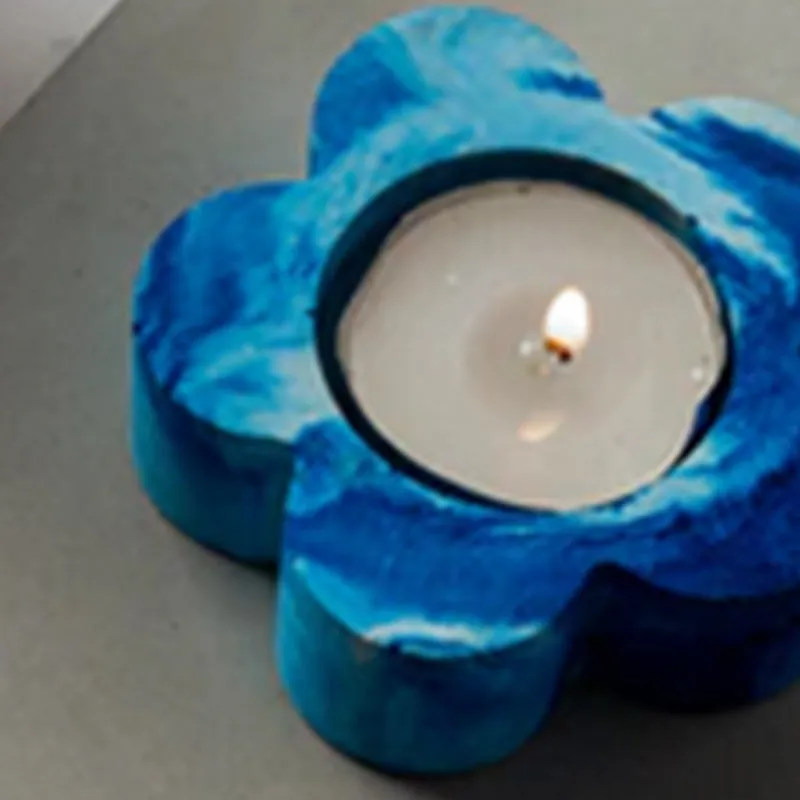 Blue Fluer Candle Holder media 3