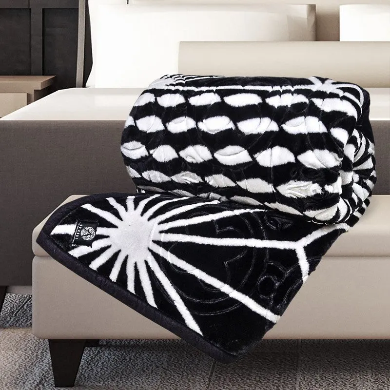 Matlyn Blanket - 1300 GSM media 7