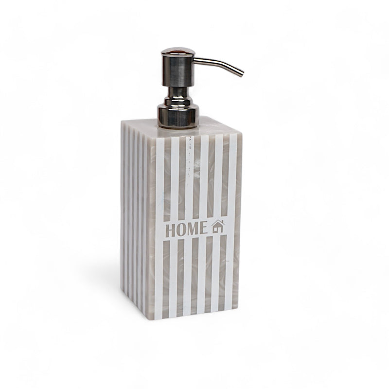 Naiva Resin Bathroom Set - Four Piece Set media 5
