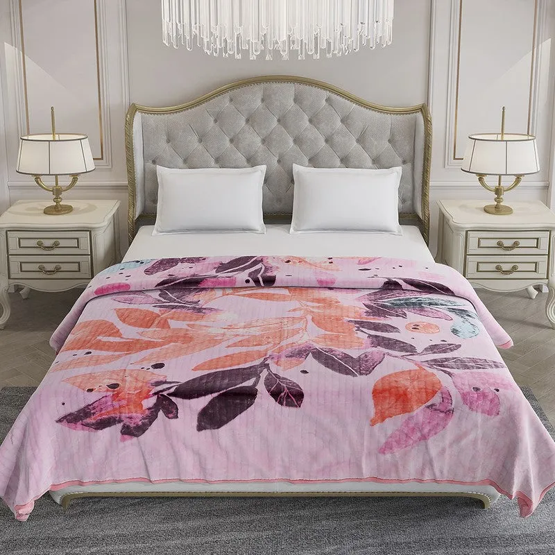 Monte Carlo Petal Dreamscape Blanket - 928 GSM media 1