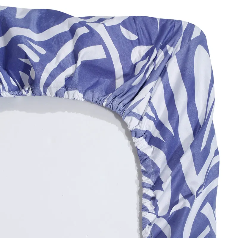 Geo Petals Floral Bedsheet - 130 GSM media 6